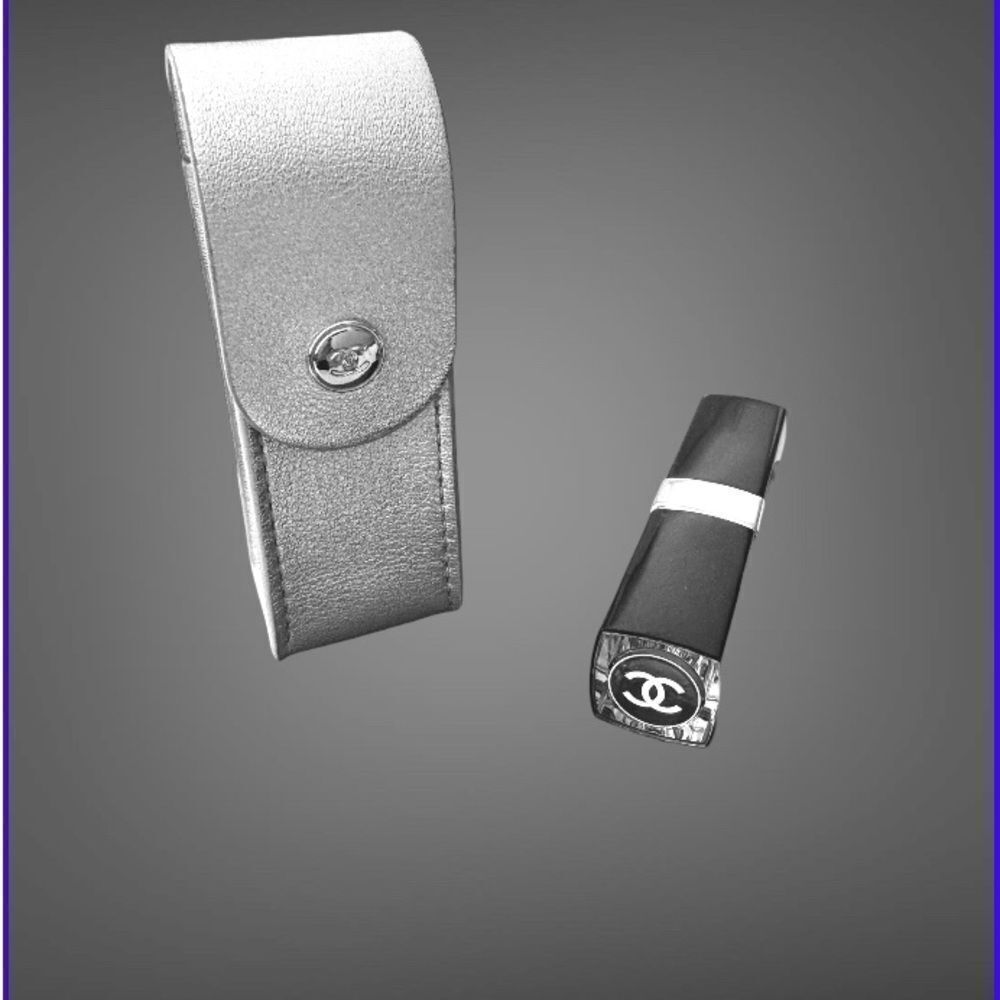 CHANEL LIPSTICK CASE IN SILVER LEATHER - Picture 8 of 8
